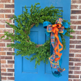Load image into Gallery viewer, 22" Boxwood Green Wreath
