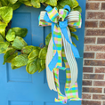 Load image into Gallery viewer, Spring Plaid Bow
