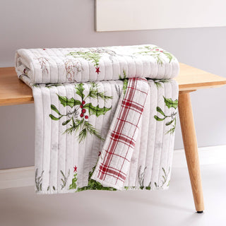 Sleigh Bells Quilt Throw