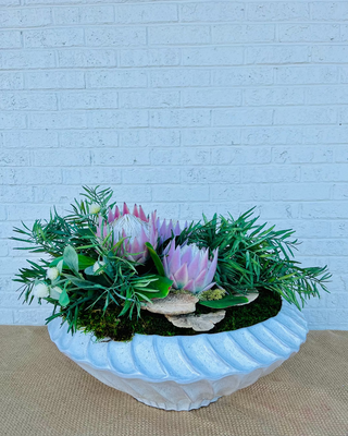 Pink Queen Protea Caliza Arrangement