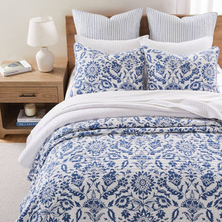 Clara Blue Quilt Set
